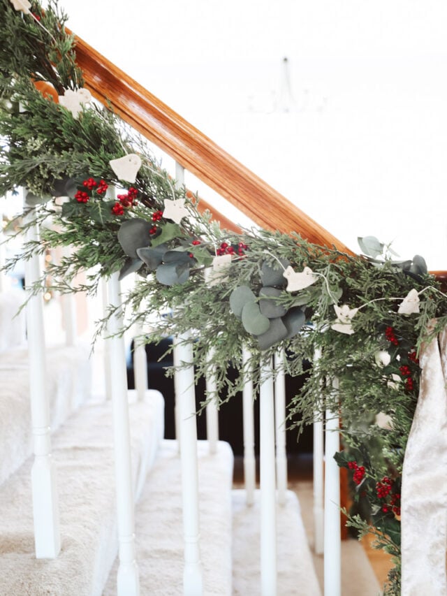 How To Hang Heavy Garland On Mantle Or Stairs Story The Quick Journey how-to-hang-heavy-garland-on-mantle-or-stairs-story-the-quick-journey