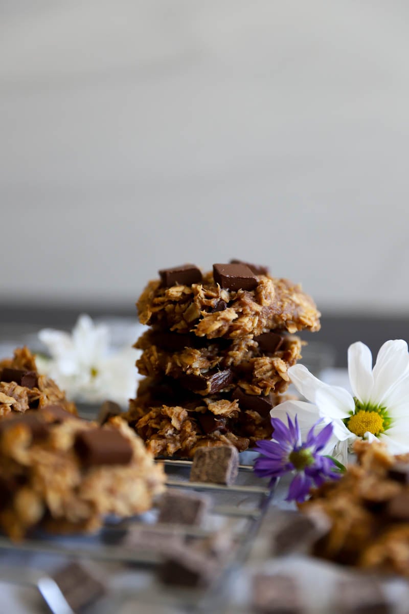 peanut butter banana oatmeal cookies on a cooling rack
